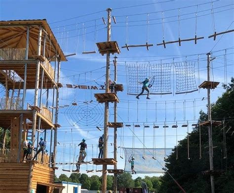 2025-10-11 klimmen in klimpark 